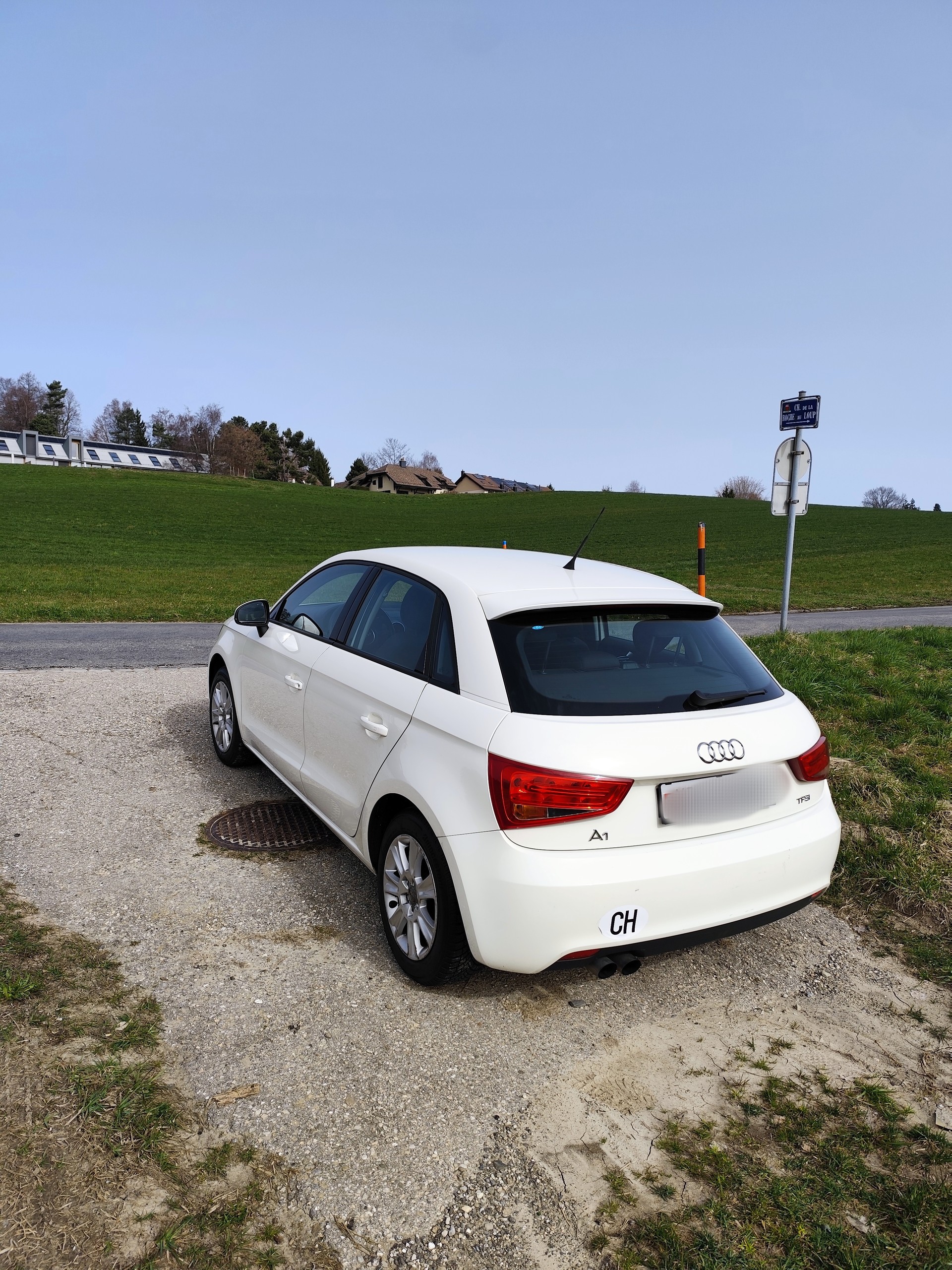 AUDI A1 1.4 TFSI Attraction s-tronic-image-1