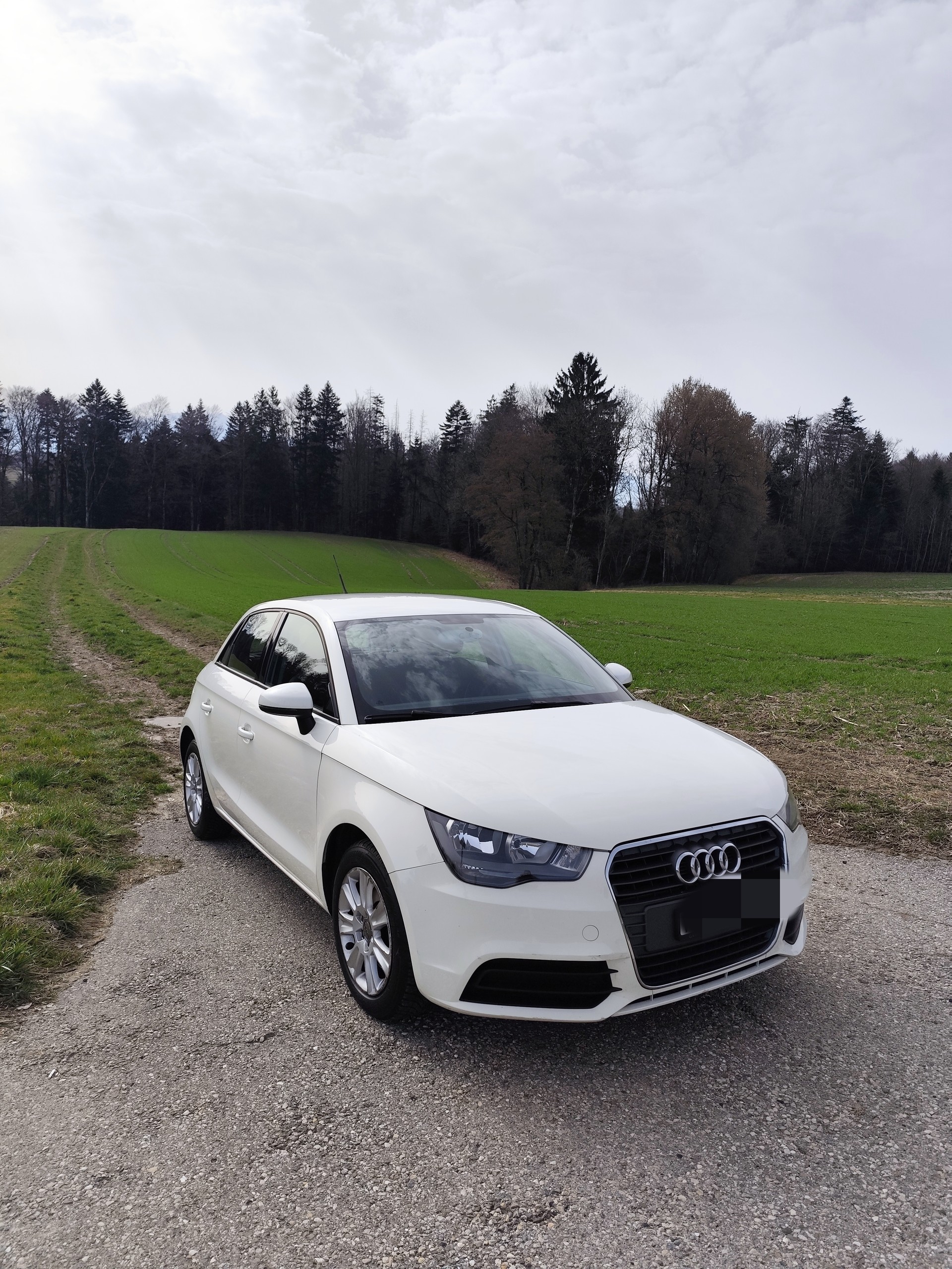 AUDI A1 1.4 TFSI Attraction s-tronic-image-3