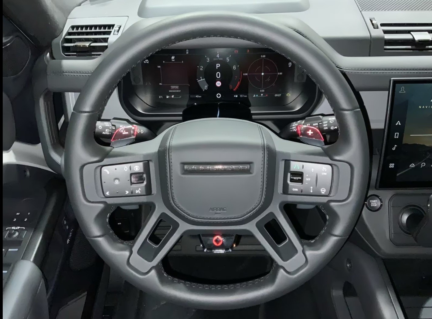 LAND ROVER Defender 634 V8 4.4 Octa-image-9