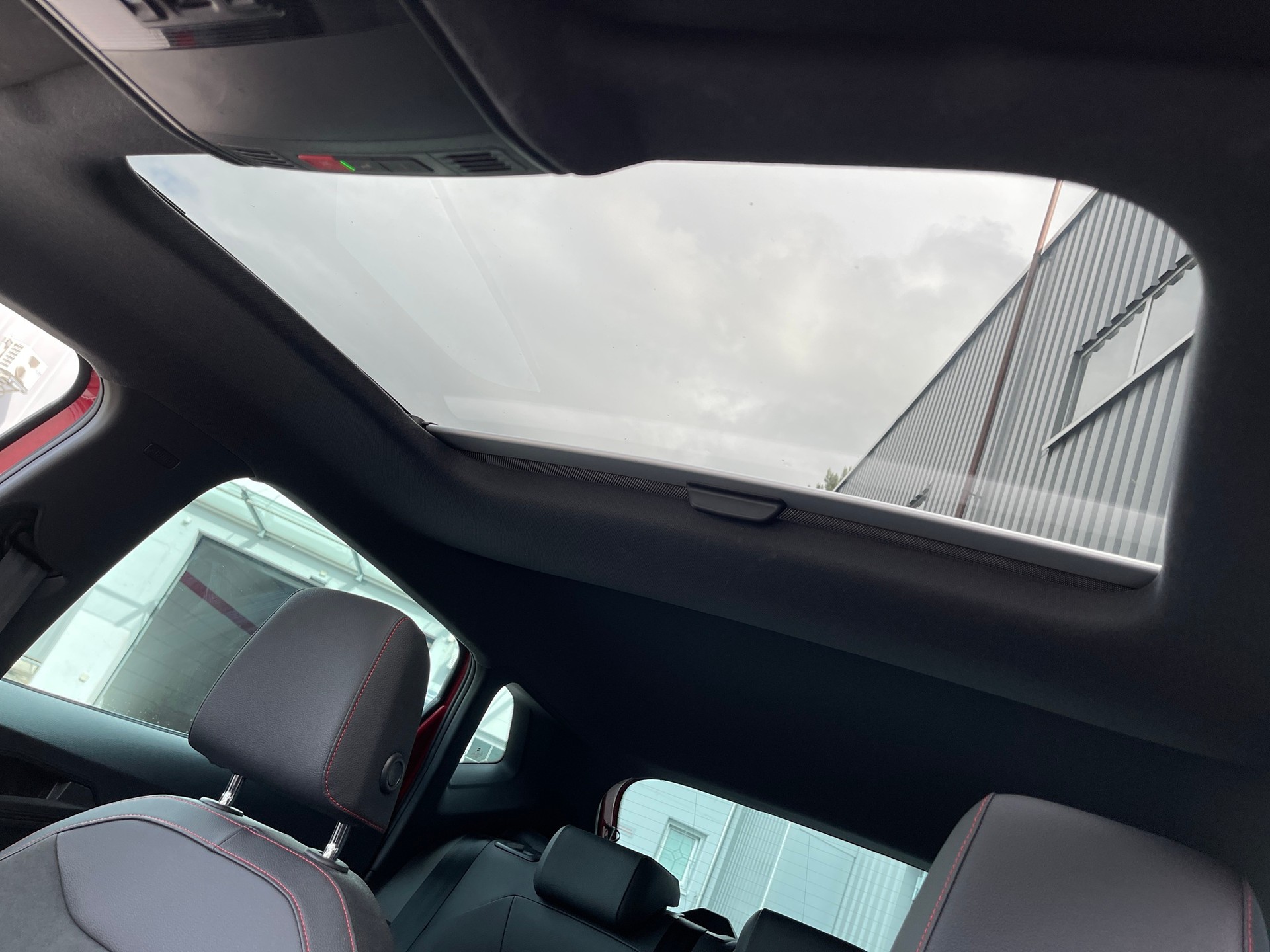 SEAT Ibiza 1.5 EcoTSI Hola FR DSG-image-8