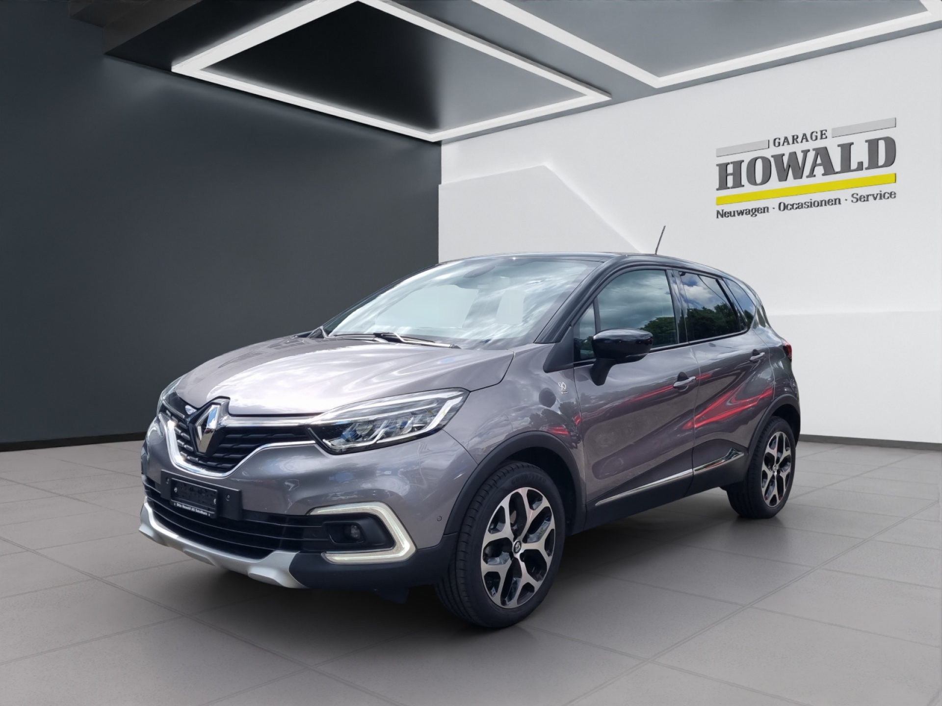 RENAULT Captur 1.2 TCe 90th Anniv. EDC S/S-image-0