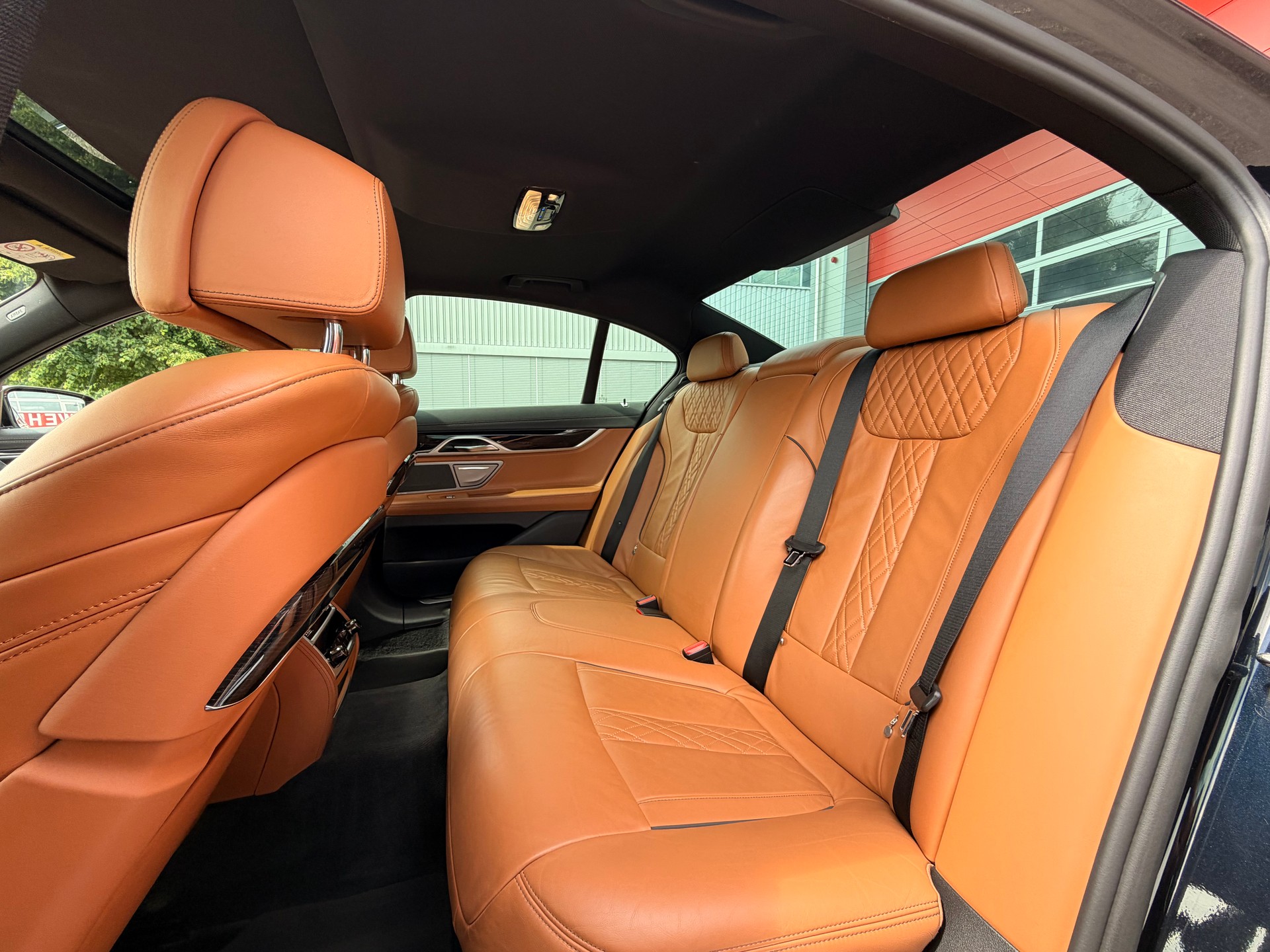 BMW 740d xDrive Steptronic-image-19