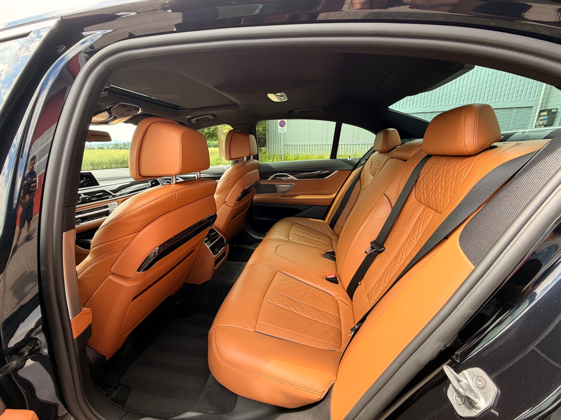 BMW 740d xDrive Steptronic-image-18