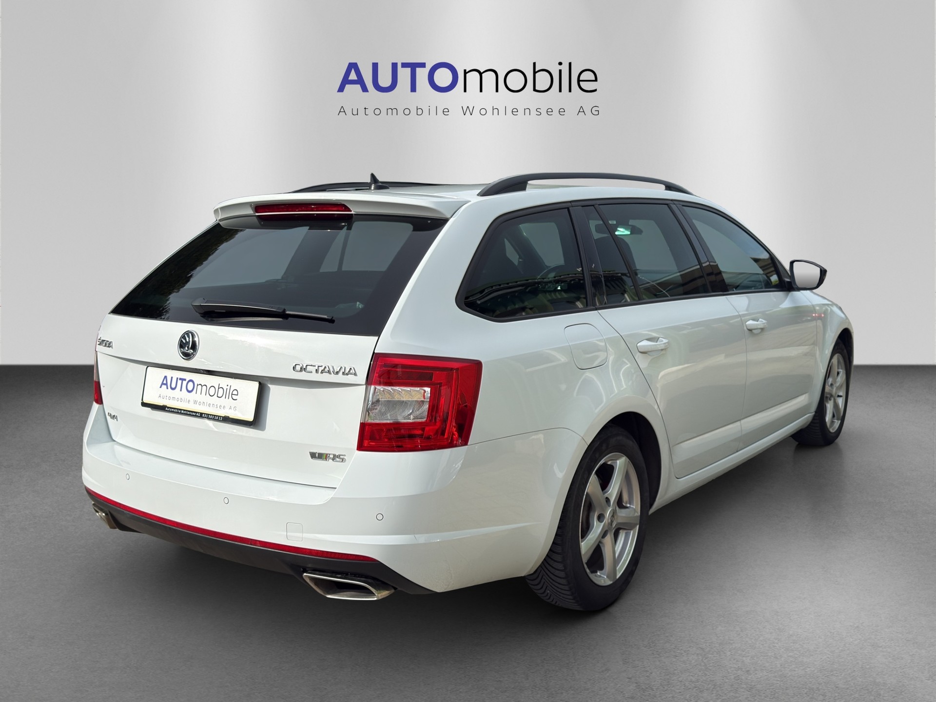 SKODA Octavia Combi 2.0 TDI RS 4x4 DSG-image-4