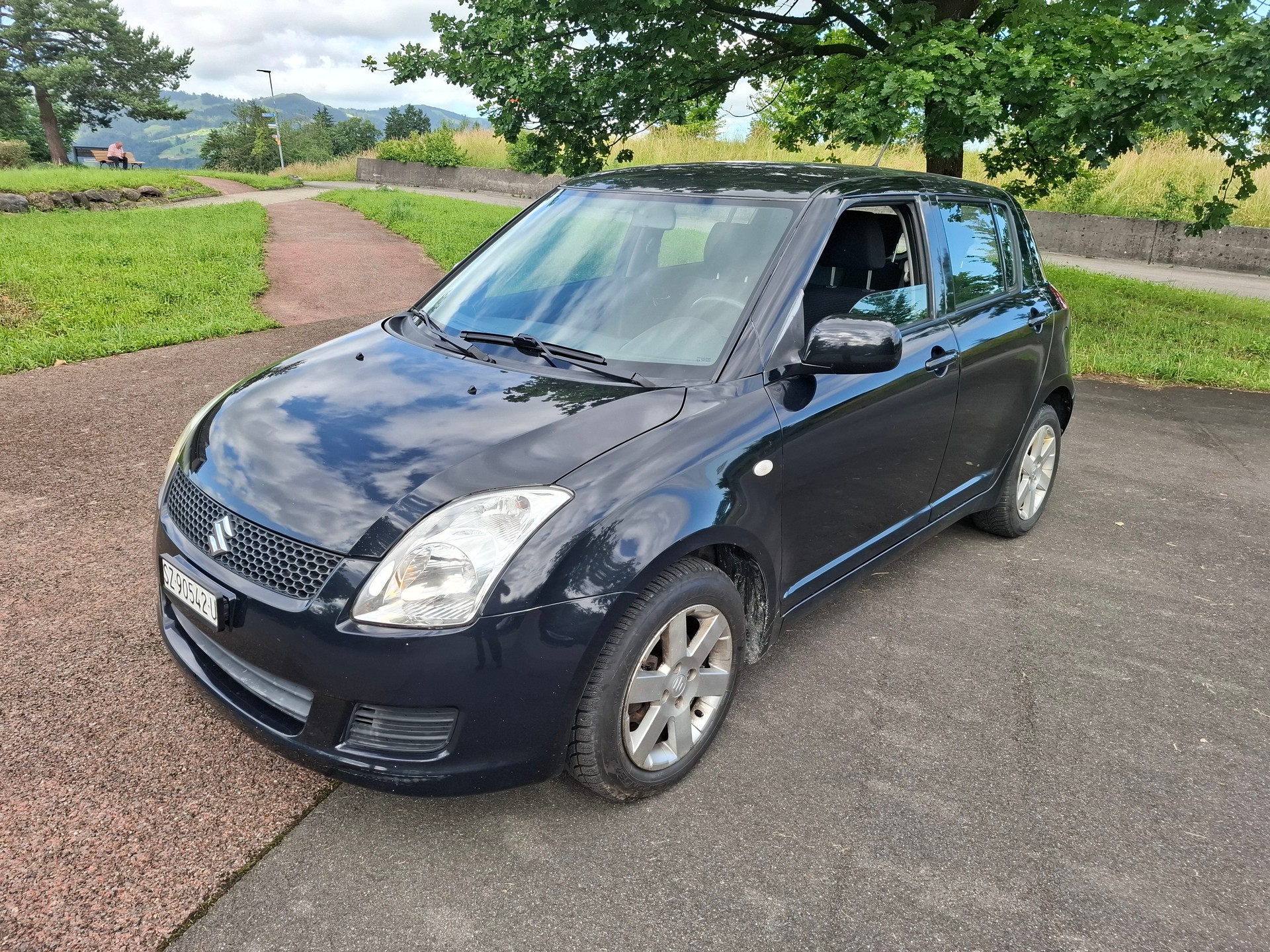 SUZUKI Swift 1.3i 16V GL Top 4x4-image-2