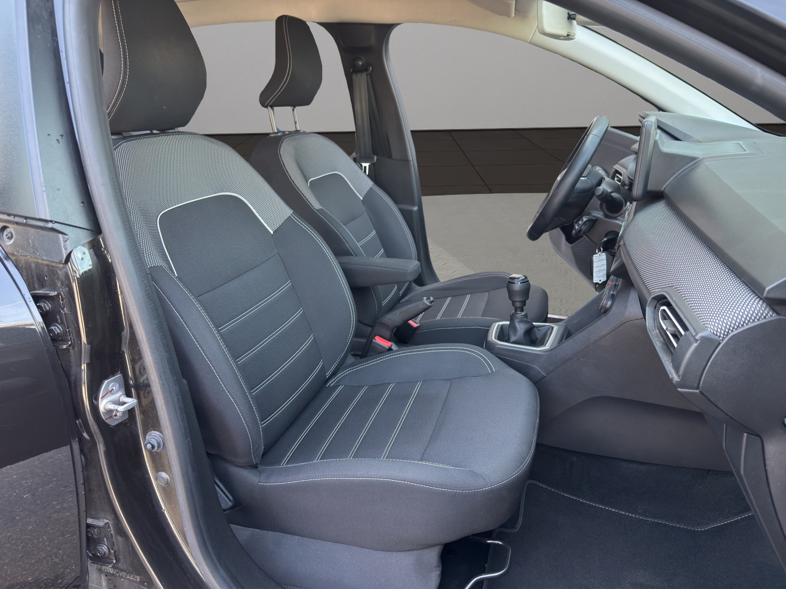 DACIA Sandero TCe 90 Expression-image-14