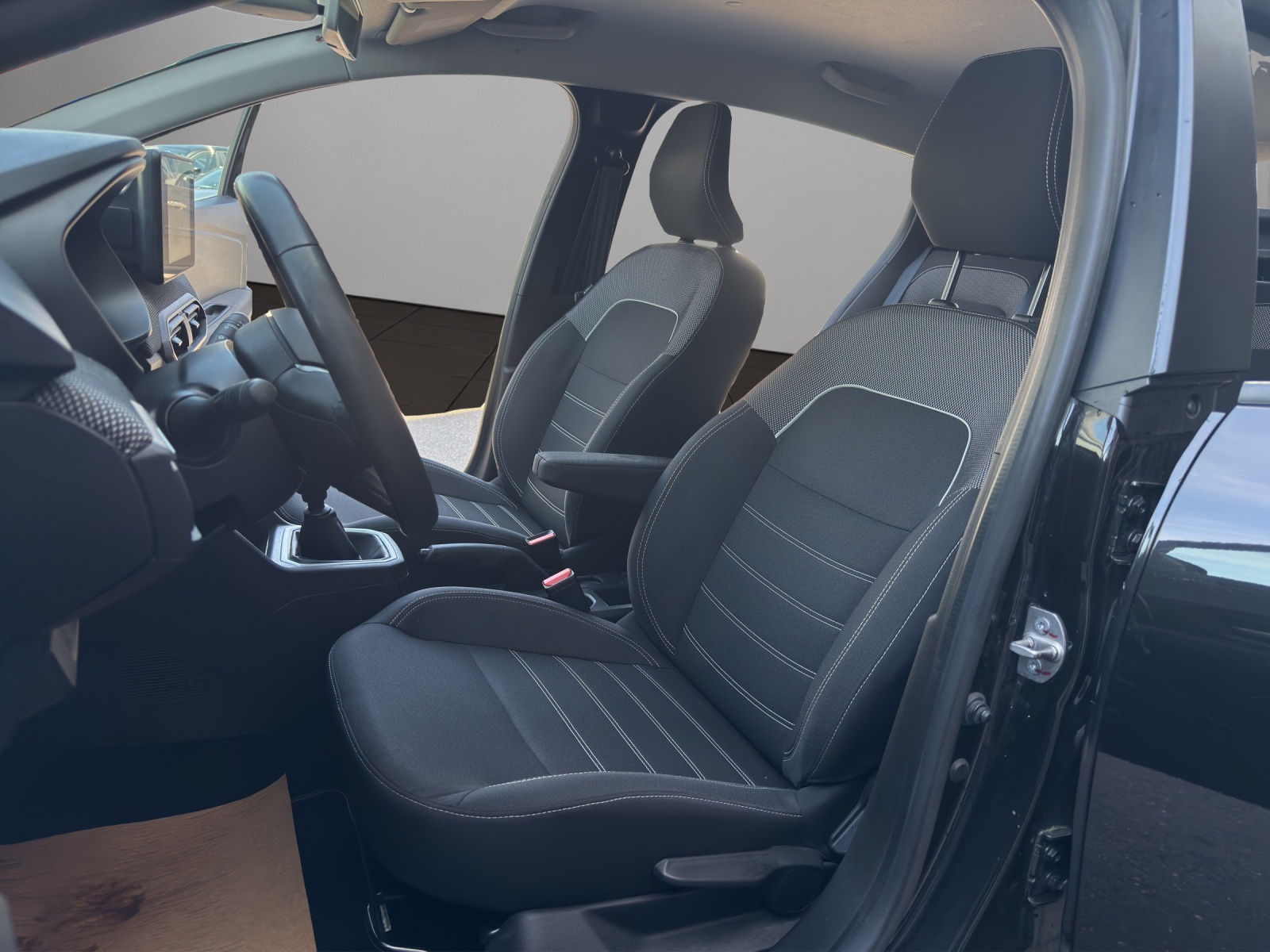 DACIA Sandero TCe 90 Expression-image-8