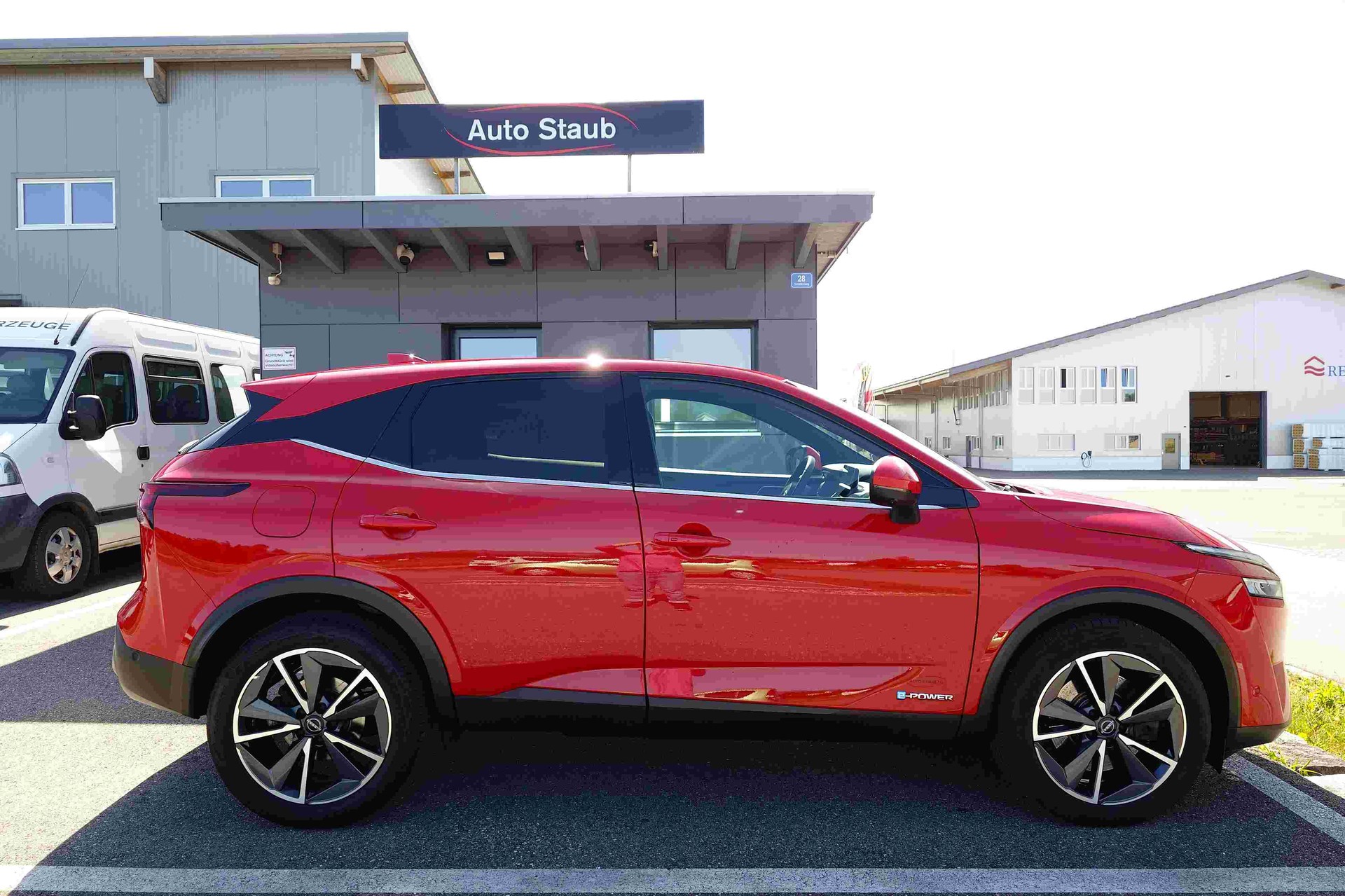 NISSAN Qashqai 1.5 VC-T Tekna-image-1
