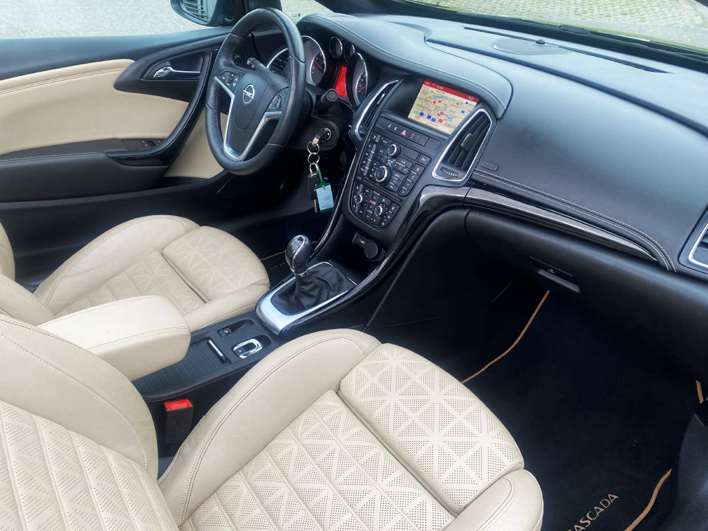 OPEL Cascada 1.6 T 200 eTEC Cosmo S/S-image-12