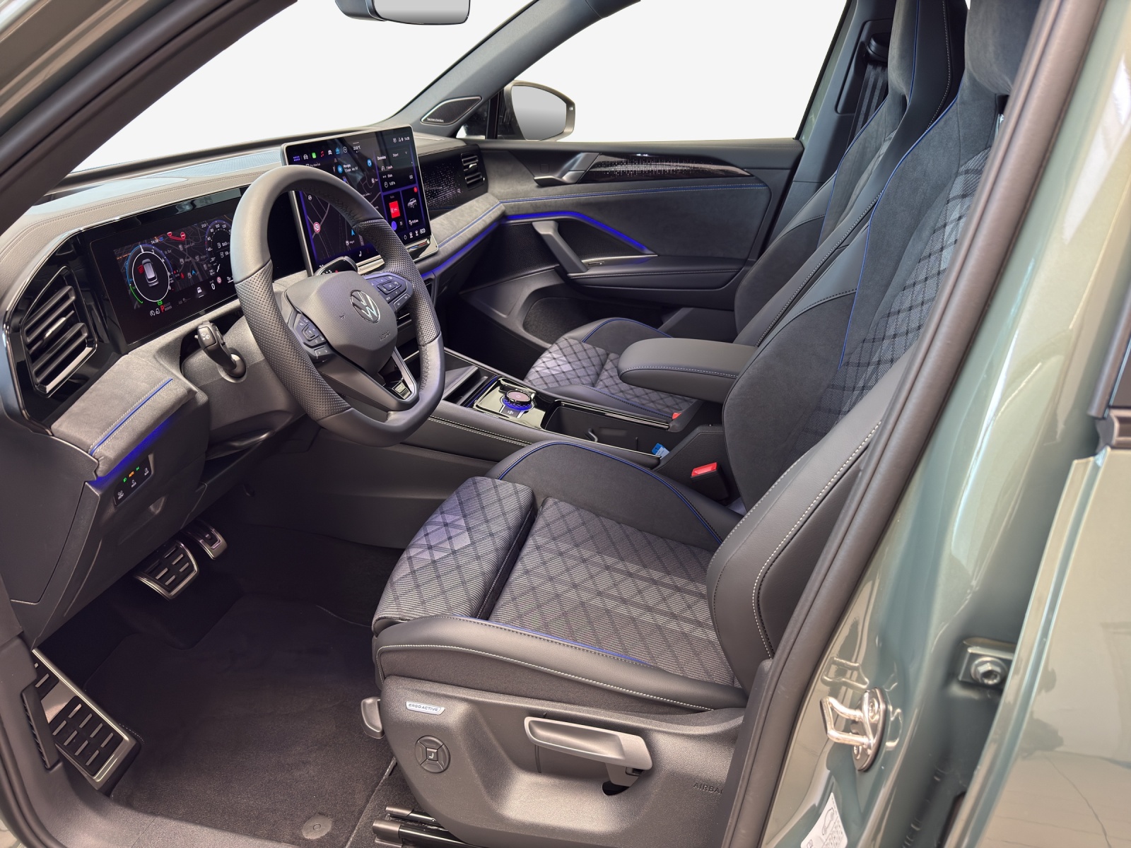 VW Tiguan 1.5 TSI evo2 eHybrid R-Line DSG-image-7