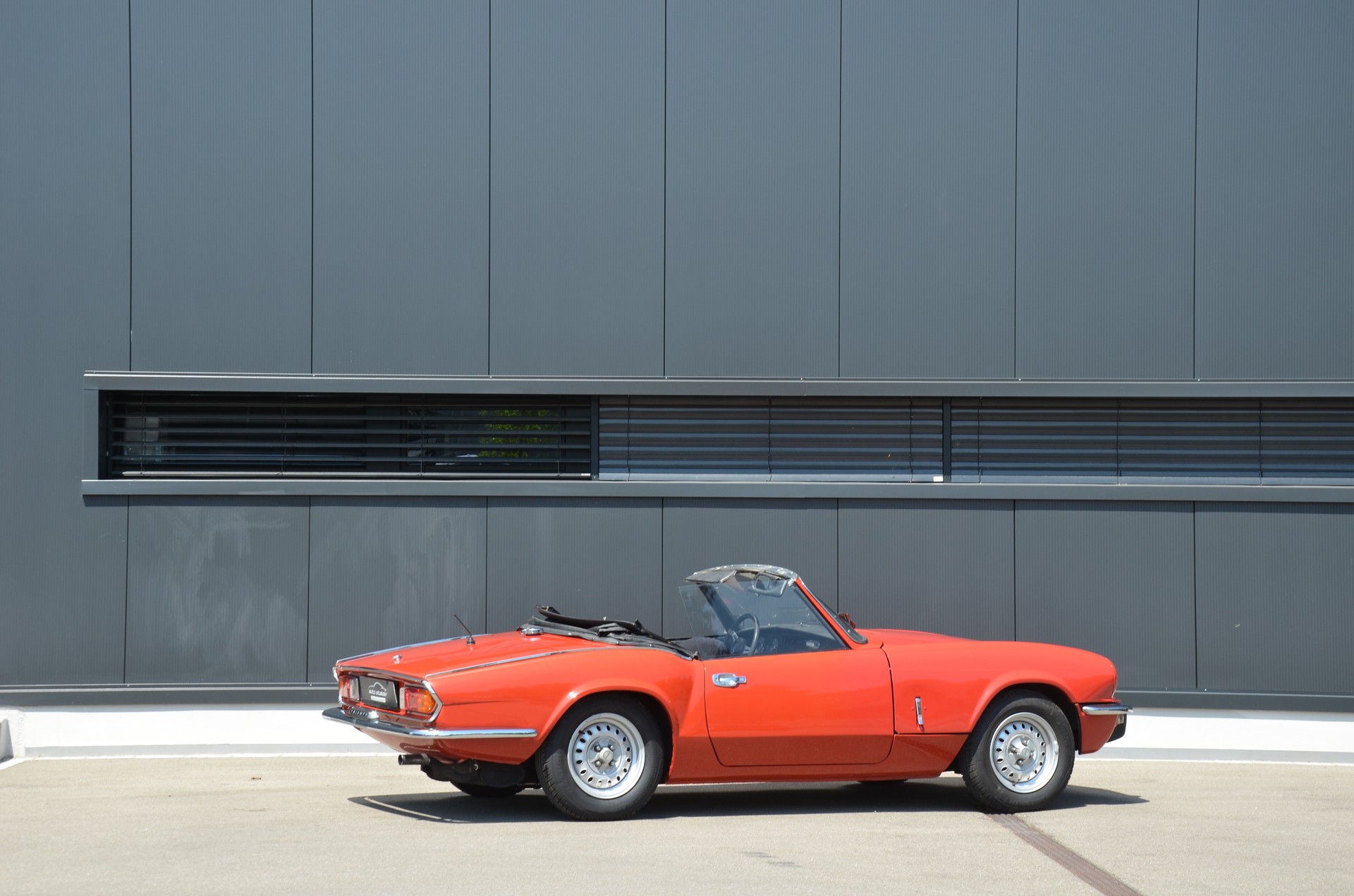 TRIUMPH IV-image-3