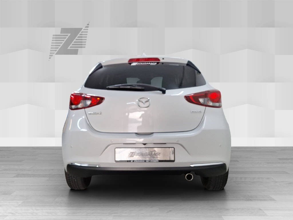 MAZDA 2 1.5 90 Revolution-image-3