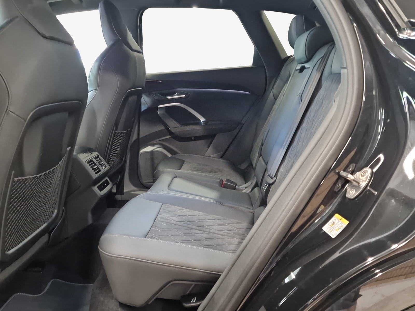 AUDI Q5 TFSI quatto 150 kW S-tronic-image-11