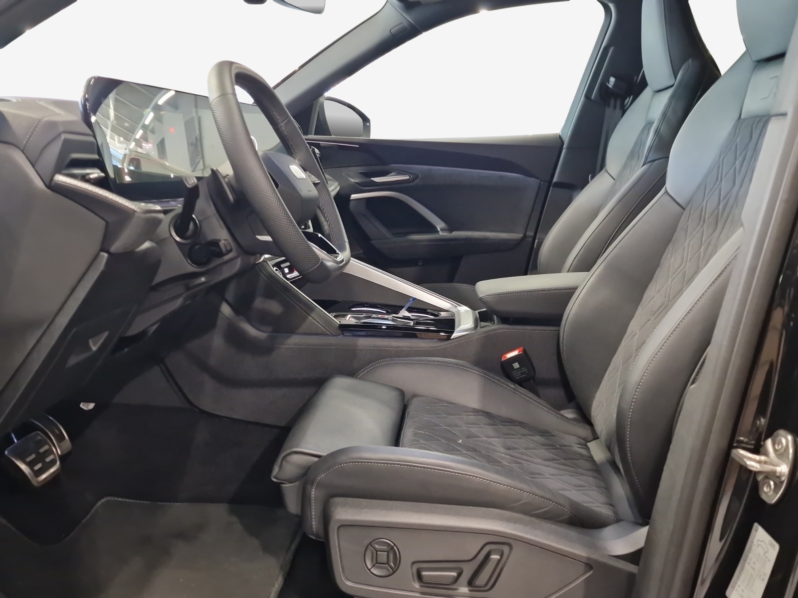 AUDI Q5 TFSI quatto 150 kW S-tronic-image-7