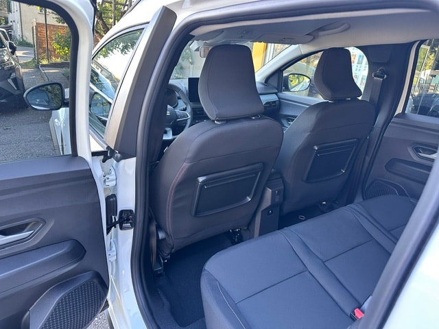 DACIA Jogger TCe 110 Extreme-image-11