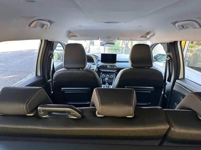 DACIA Jogger TCe 110 Extreme-image-9