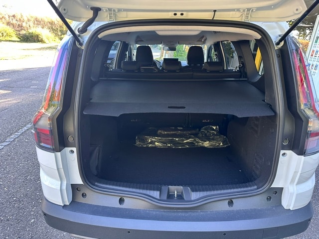DACIA Jogger TCe 110 Extreme-image-7