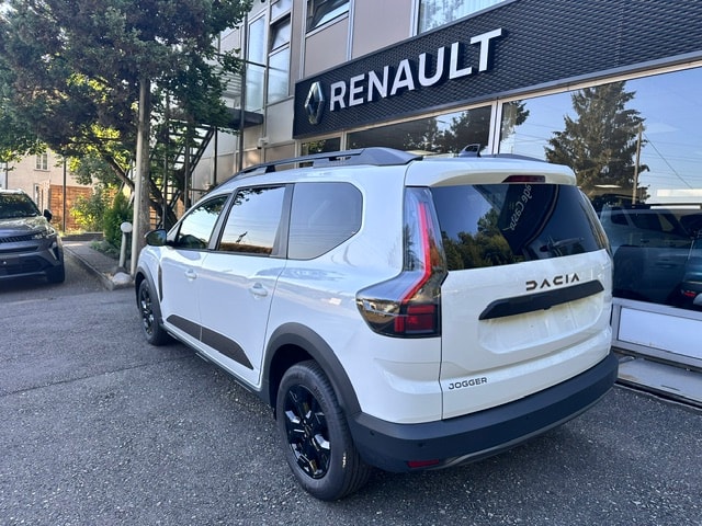 DACIA Jogger TCe 110 Extreme-image-4