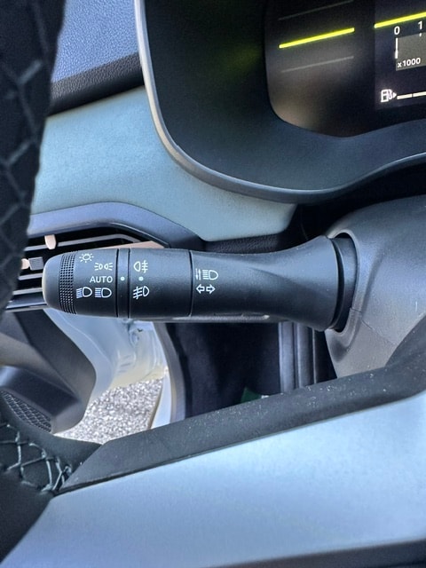 DACIA Jogger TCe 110 Extreme-image-21