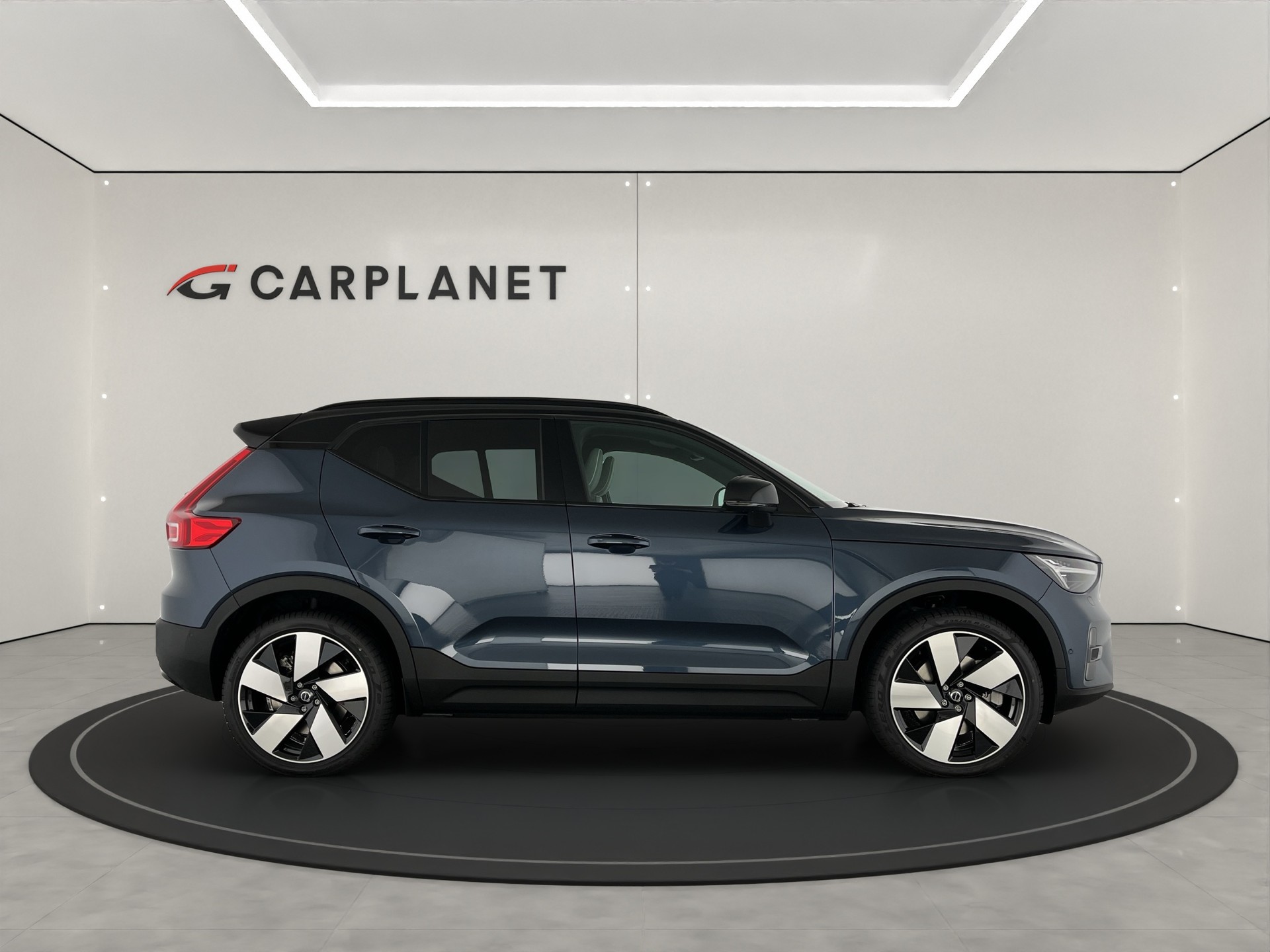 VOLVO EX40 Twin Ultra Xcentric AWD-image-4