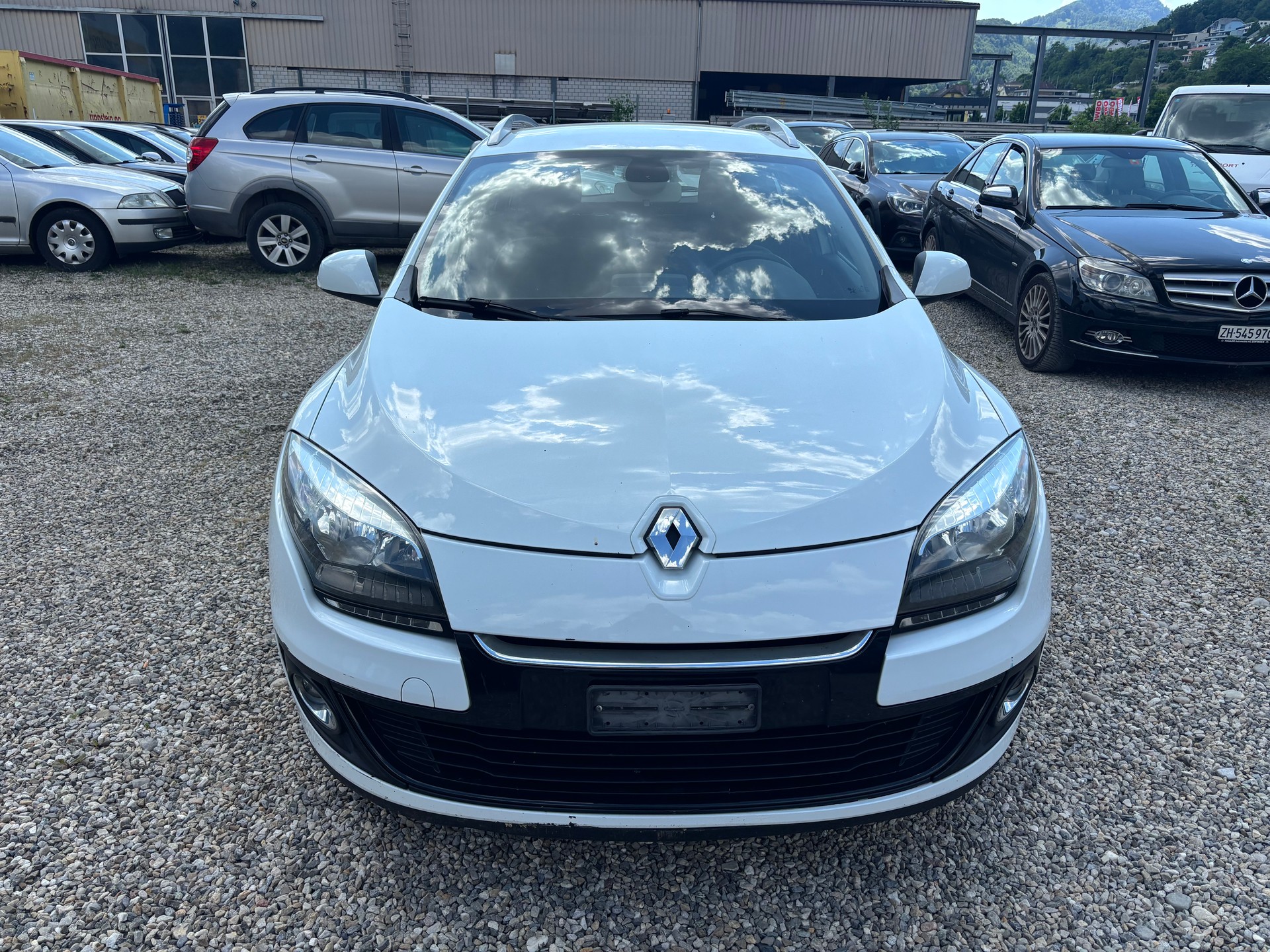 RENAULT Mégane Grandtour 1.5 dCi Dynamique EDC-image-4