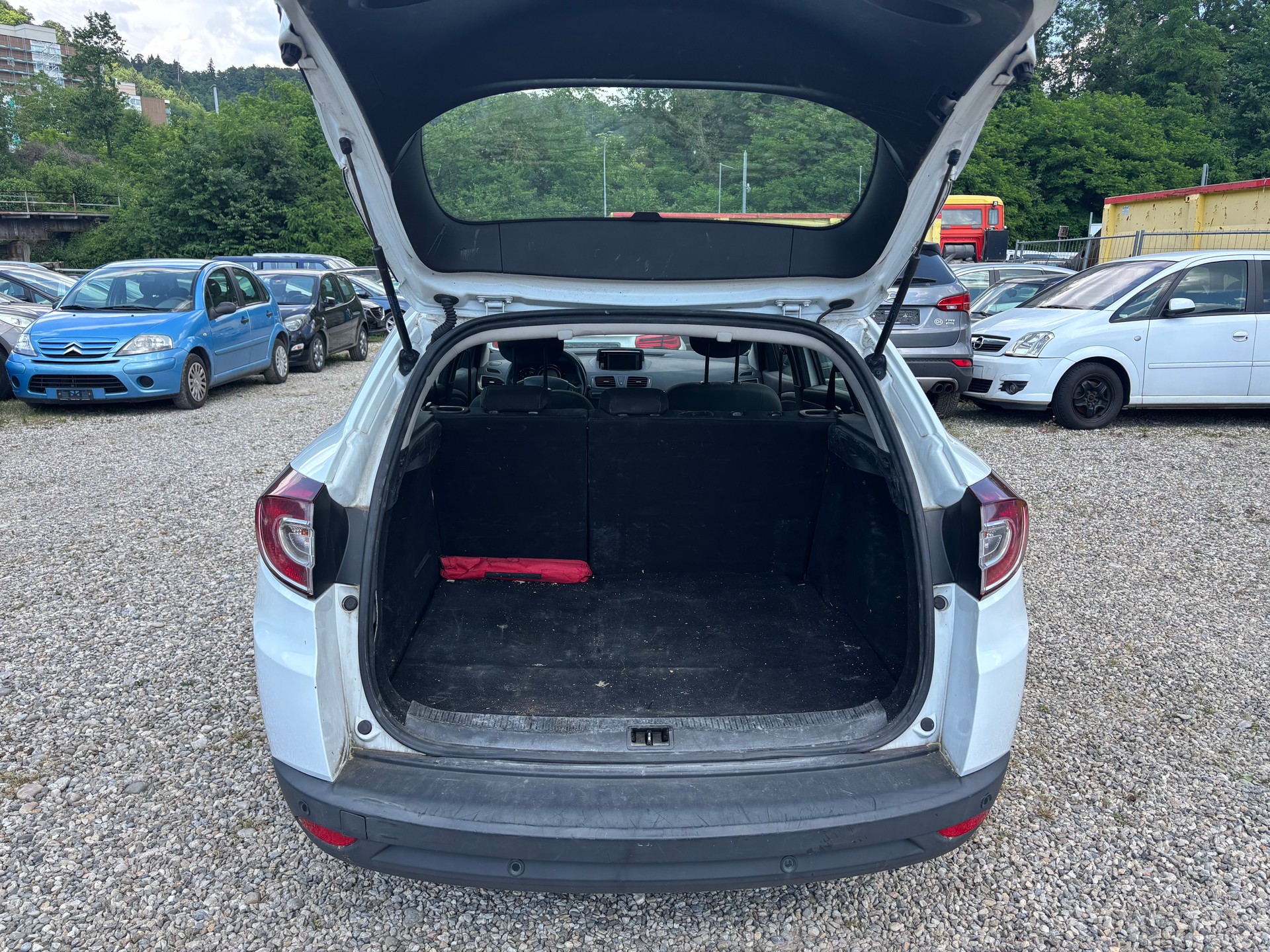 RENAULT Mégane Grandtour 1.5 dCi Dynamique EDC-image-6
