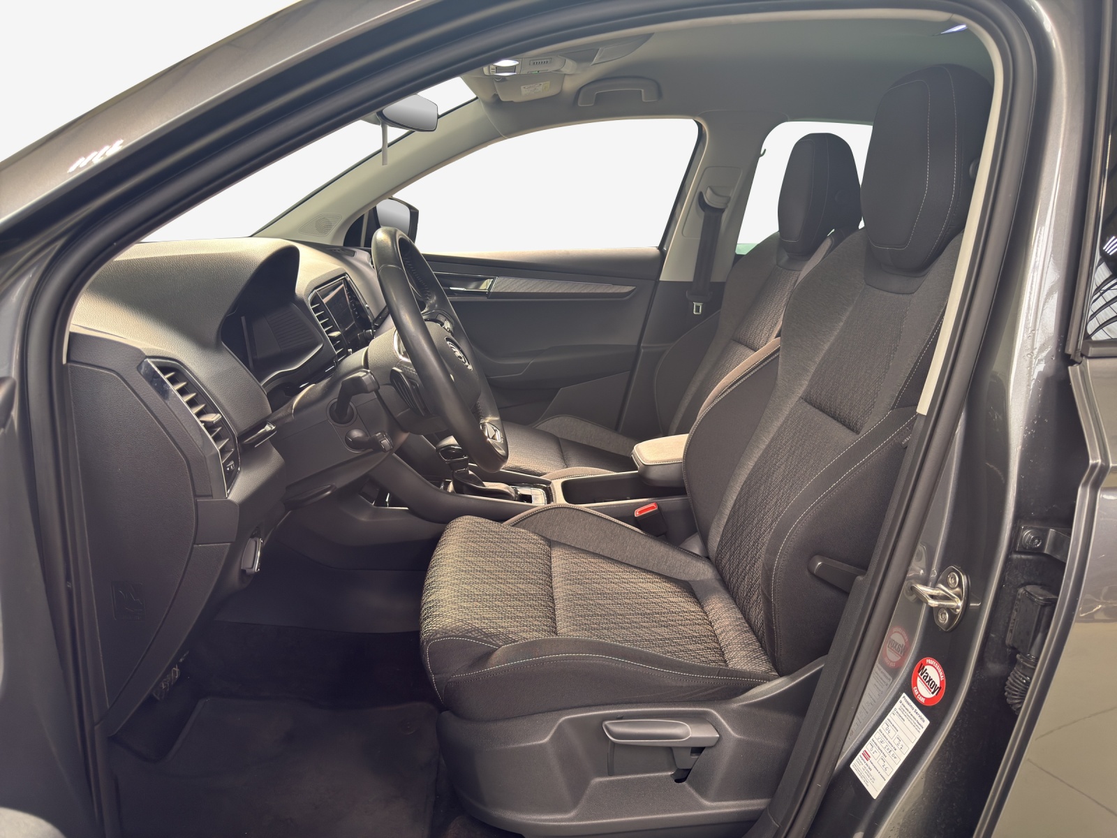SKODA Karoq 2.0 TDI CR Style 4x4 DSG-image-7