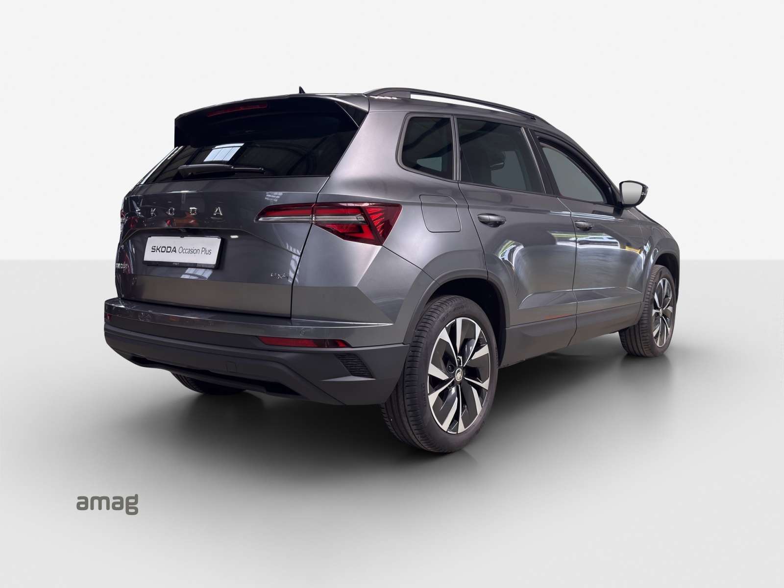 SKODA Karoq 2.0 TDI CR Style 4x4 DSG-image-4
