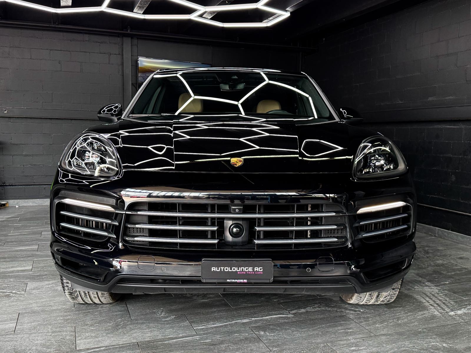 PORSCHE Cayenne E-Hybrid-image-2