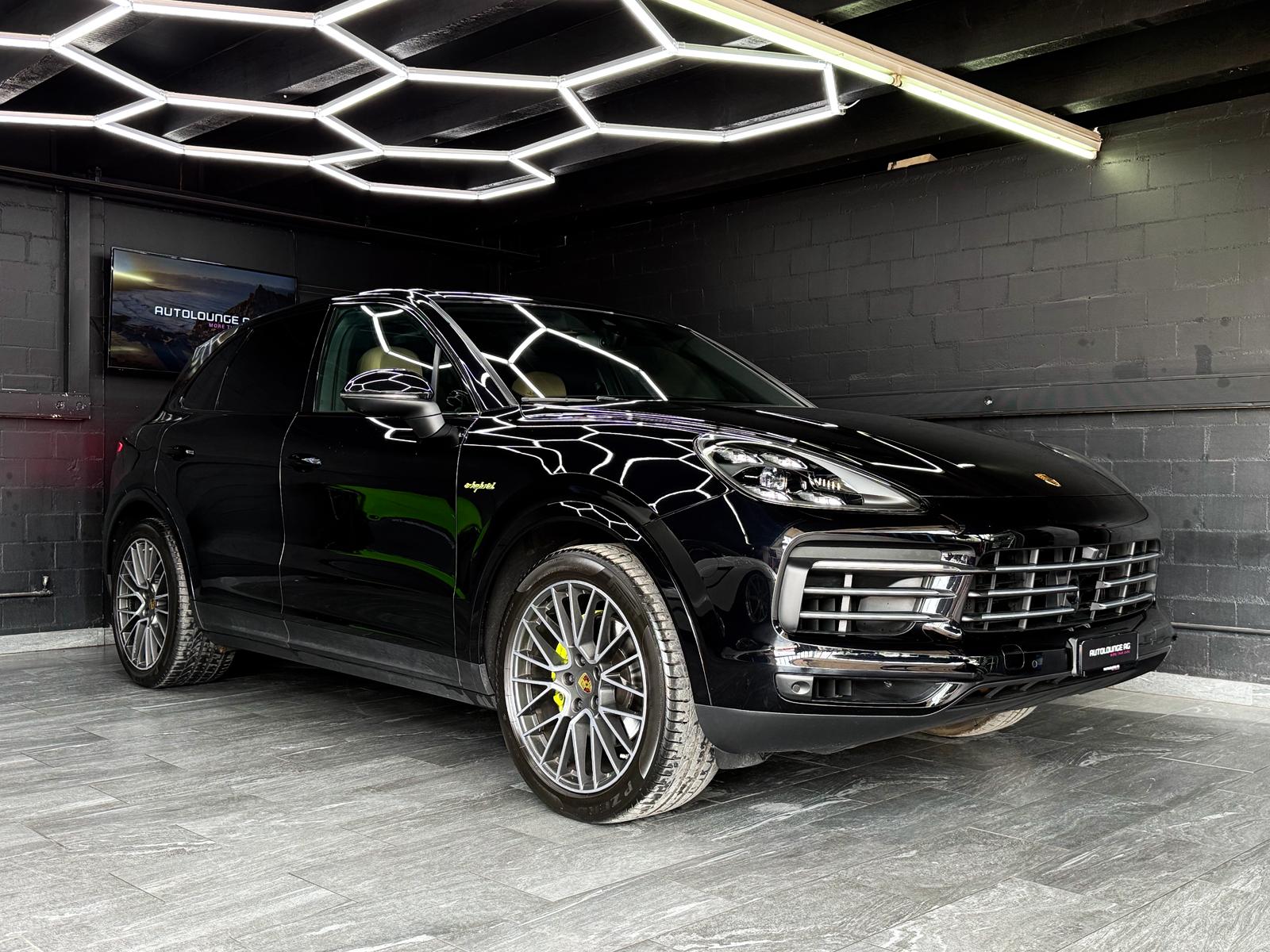 PORSCHE Cayenne E-Hybrid-image-1