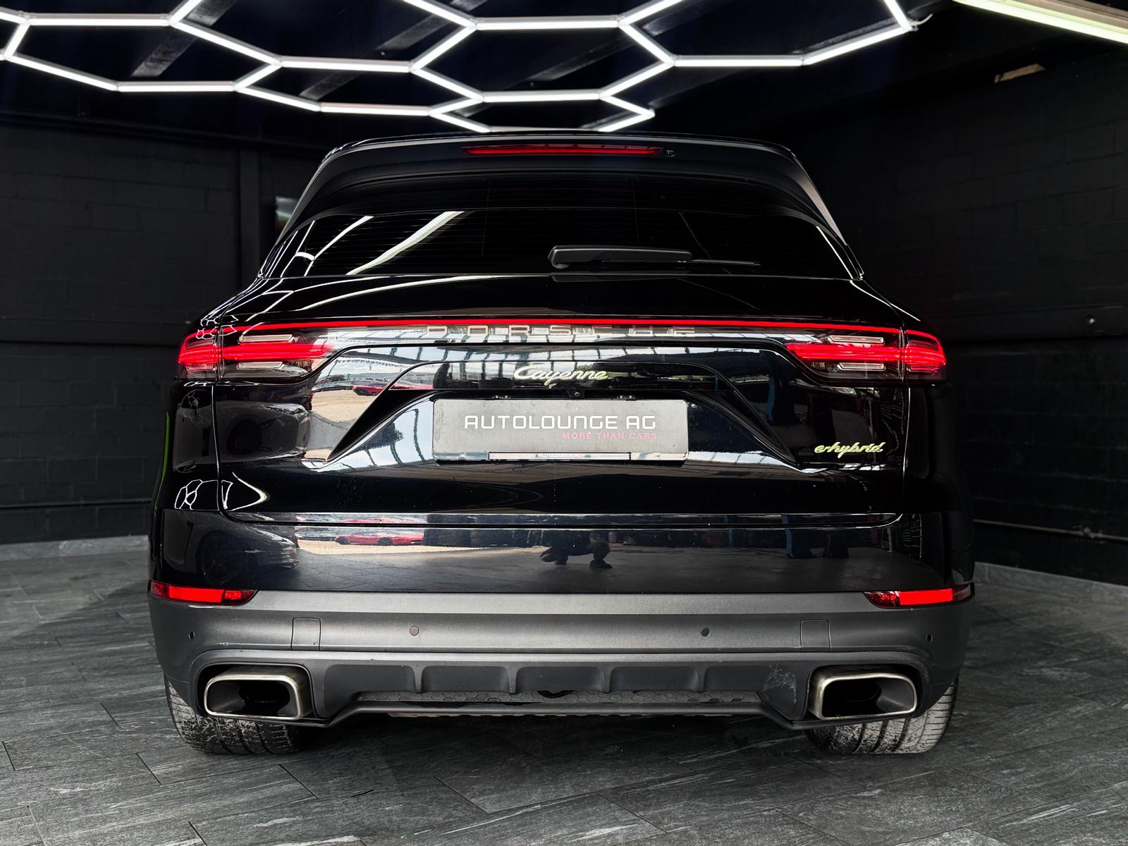 PORSCHE Cayenne E-Hybrid-image-5