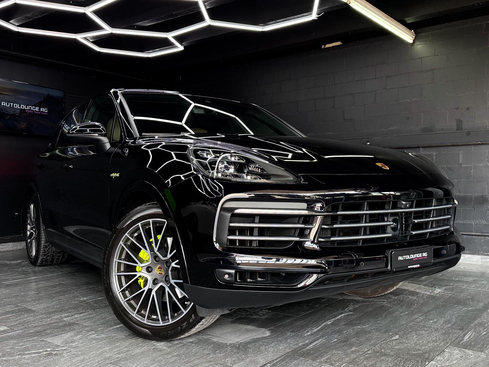 PORSCHE Cayenne E-Hybrid