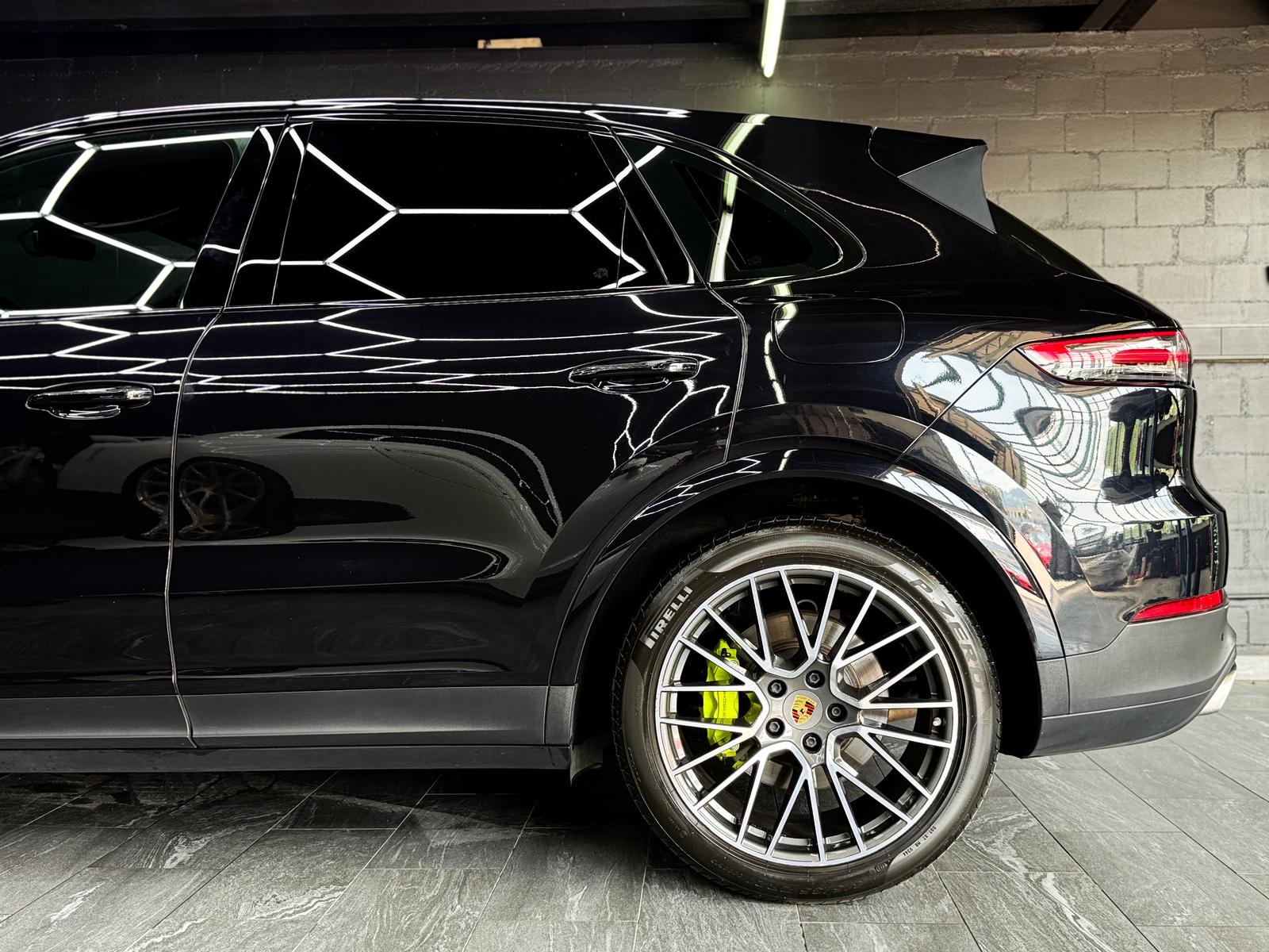 PORSCHE Cayenne E-Hybrid-image-9