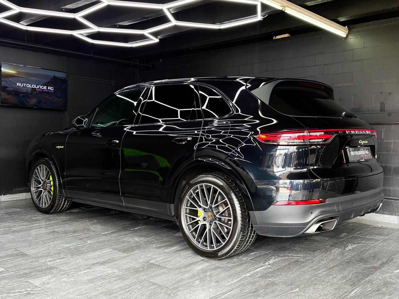PORSCHE Cayenne E-Hybrid-image-7