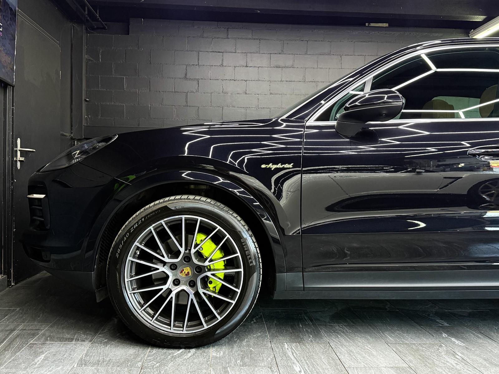 PORSCHE Cayenne E-Hybrid-image-5