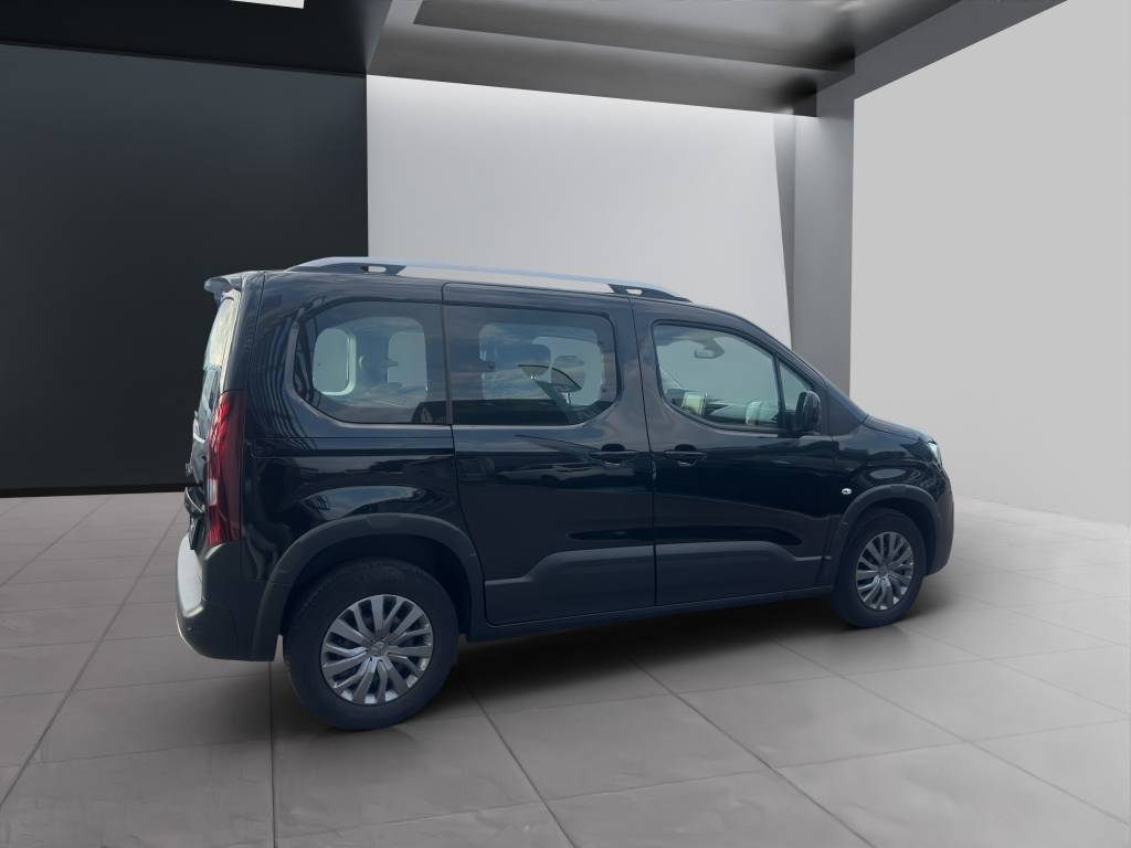 PEUGEOT Rifter 1.2 PureTech Allure EAT8-image-4