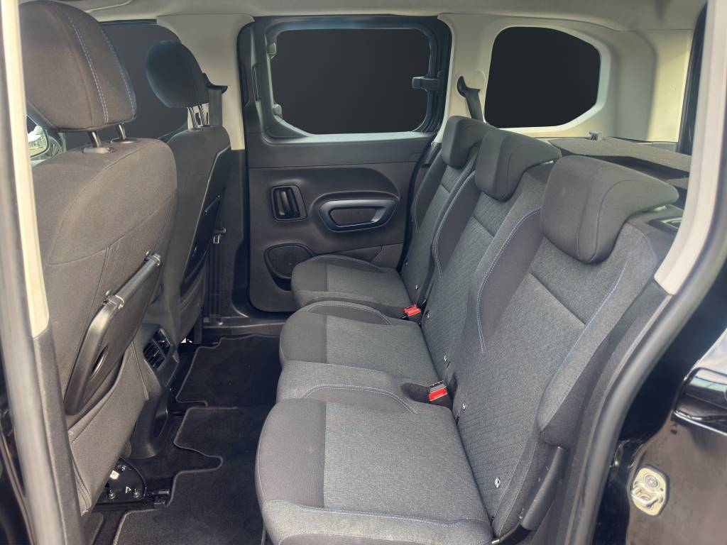 PEUGEOT Rifter 1.2 PureTech Allure EAT8-image-8