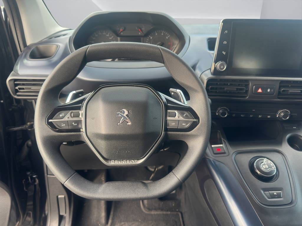 PEUGEOT Rifter 1.2 PureTech Allure EAT8-image-14