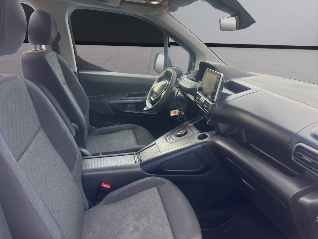 PEUGEOT Rifter 1.2 PureTech Allure EAT8-image-10