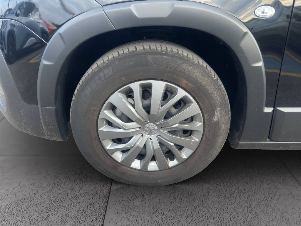 PEUGEOT Rifter 1.2 PureTech Allure EAT8-image-15