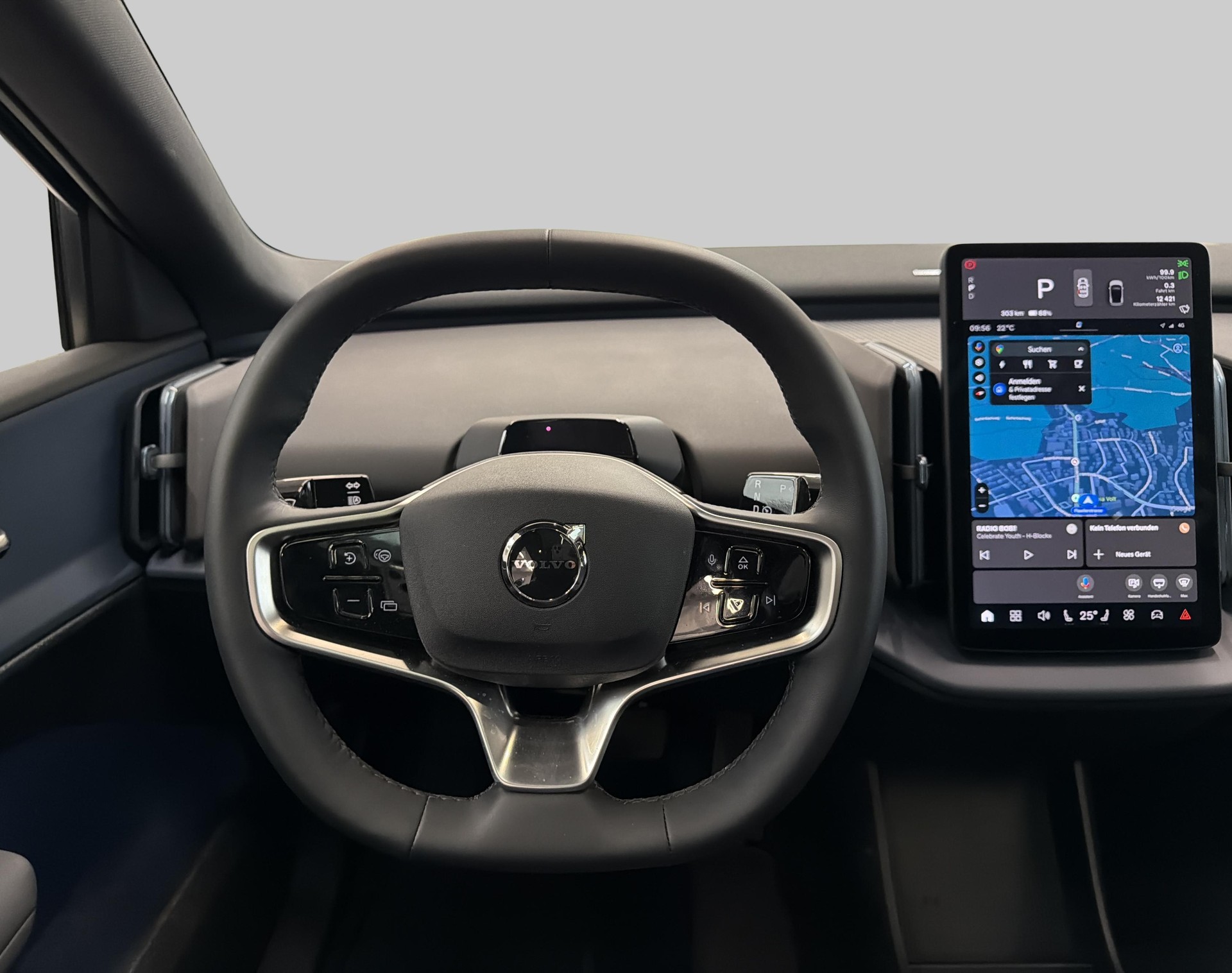 VOLVO EX 30 E60 Twin Ultra Performanc-image-10