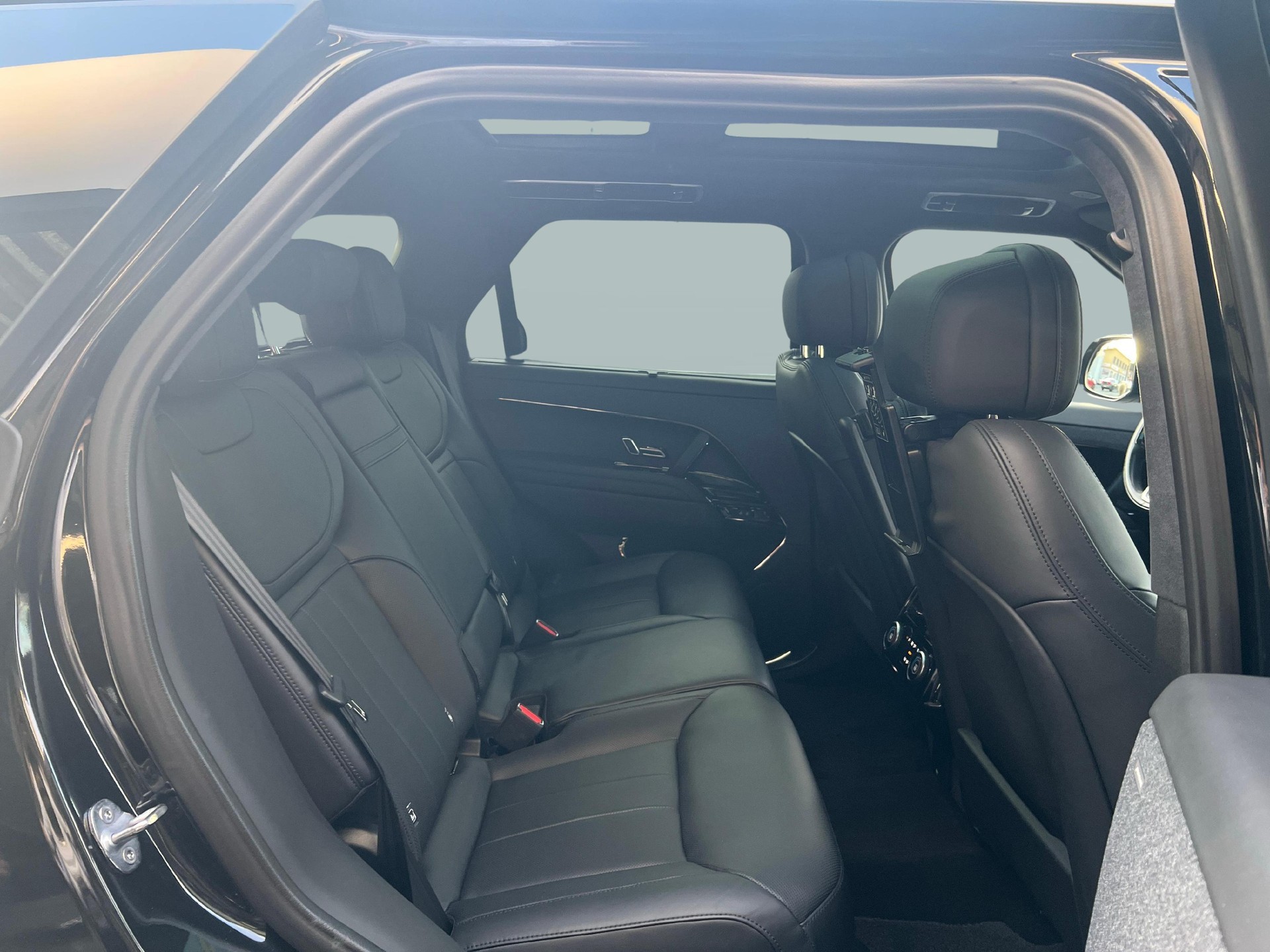 LAND ROVER Range Rover Sport 3.0 TD6 350 First Edition-image-10