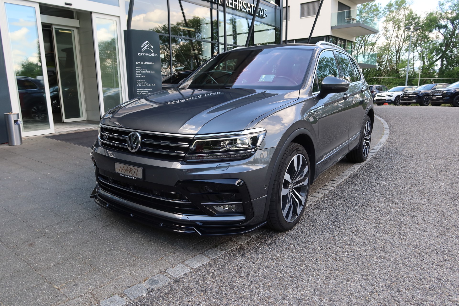 VW Tiguan 2.0TSI High 4M-image-0
