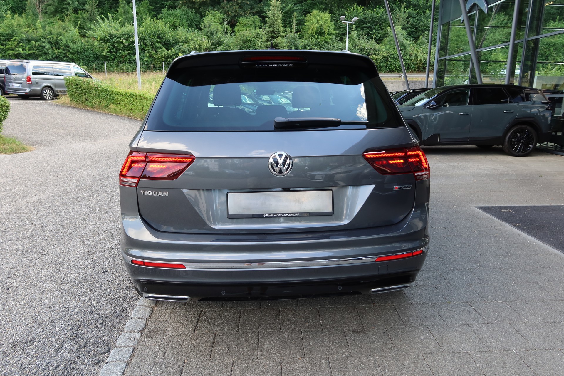 VW Tiguan 2.0TSI High 4M-image-5