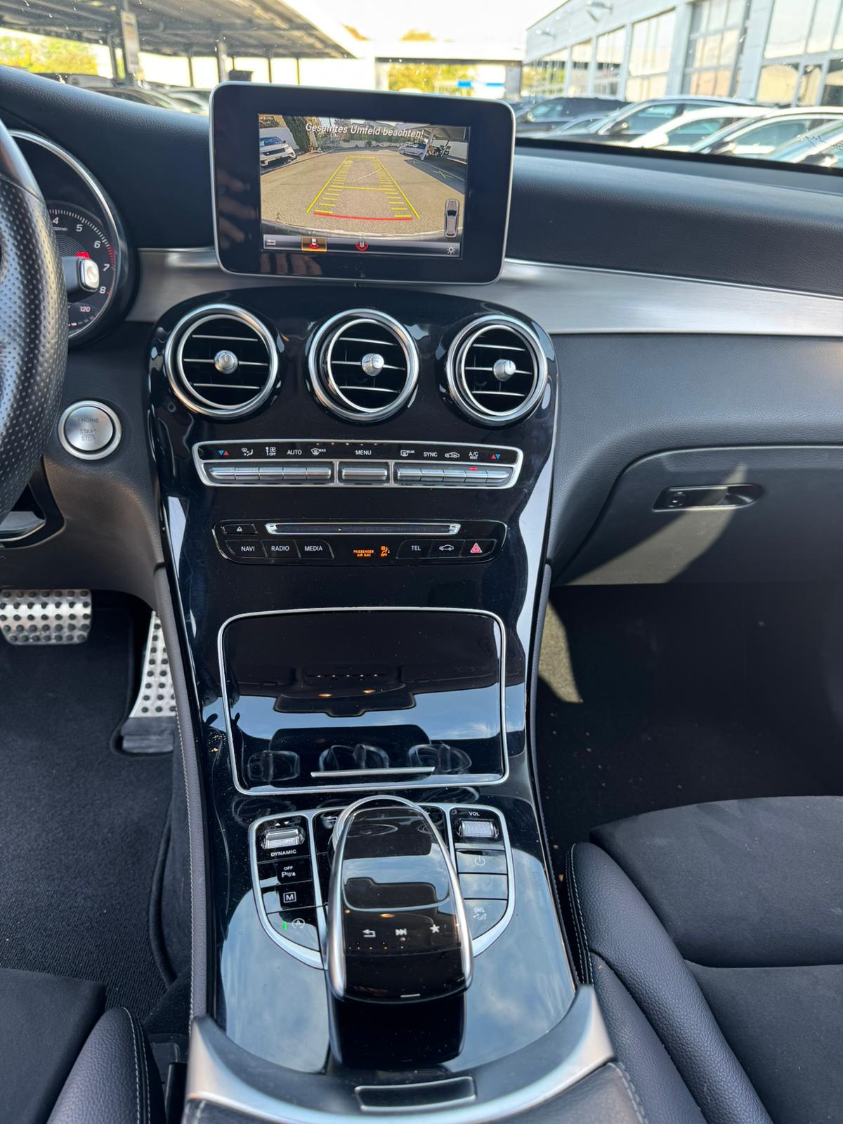 MERCEDES-BENZ GLC 250 Exclusive 4Matic 9G-Tronic-image-11