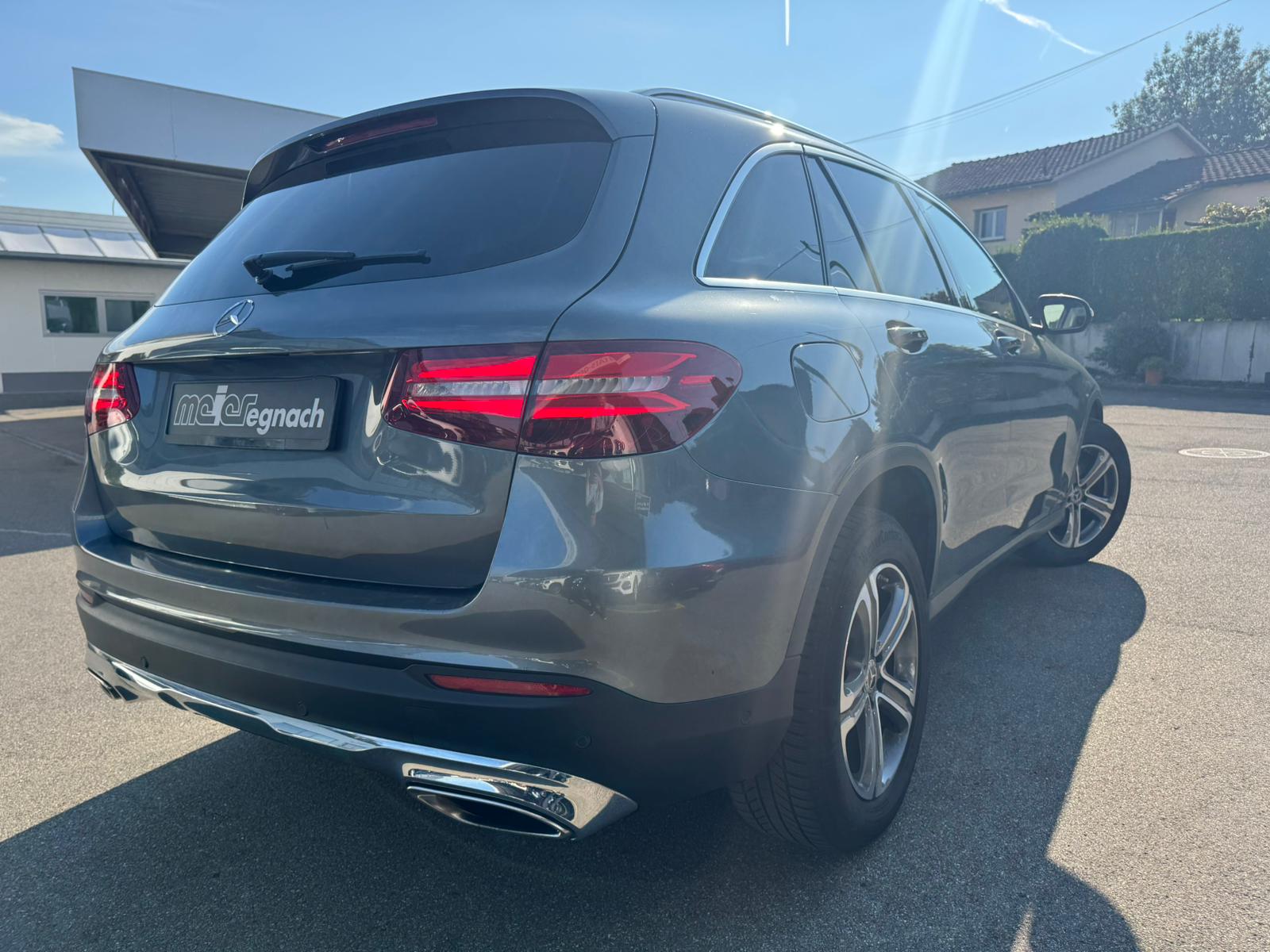 MERCEDES-BENZ GLC 250 Exclusive 4Matic 9G-Tronic-image-7