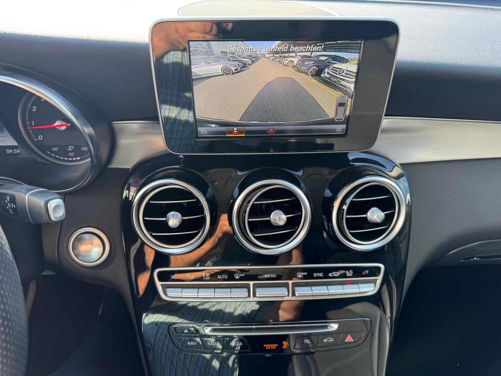 MERCEDES-BENZ GLC 250 Exclusive 4Matic 9G-Tronic-image-10
