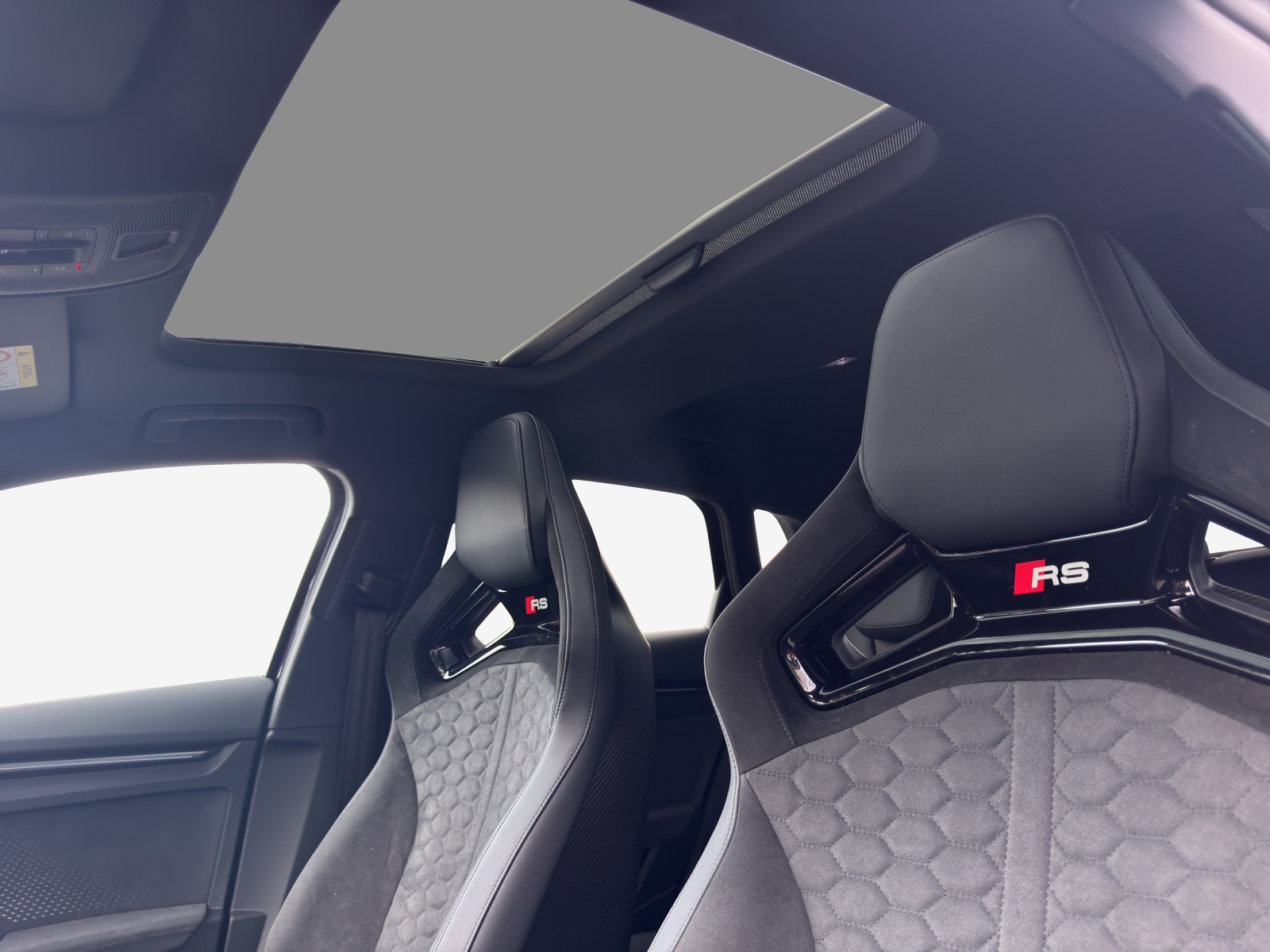 AUDI RS3 Sportback 2.5 TSI competition limited quattro S-tronic-image-14