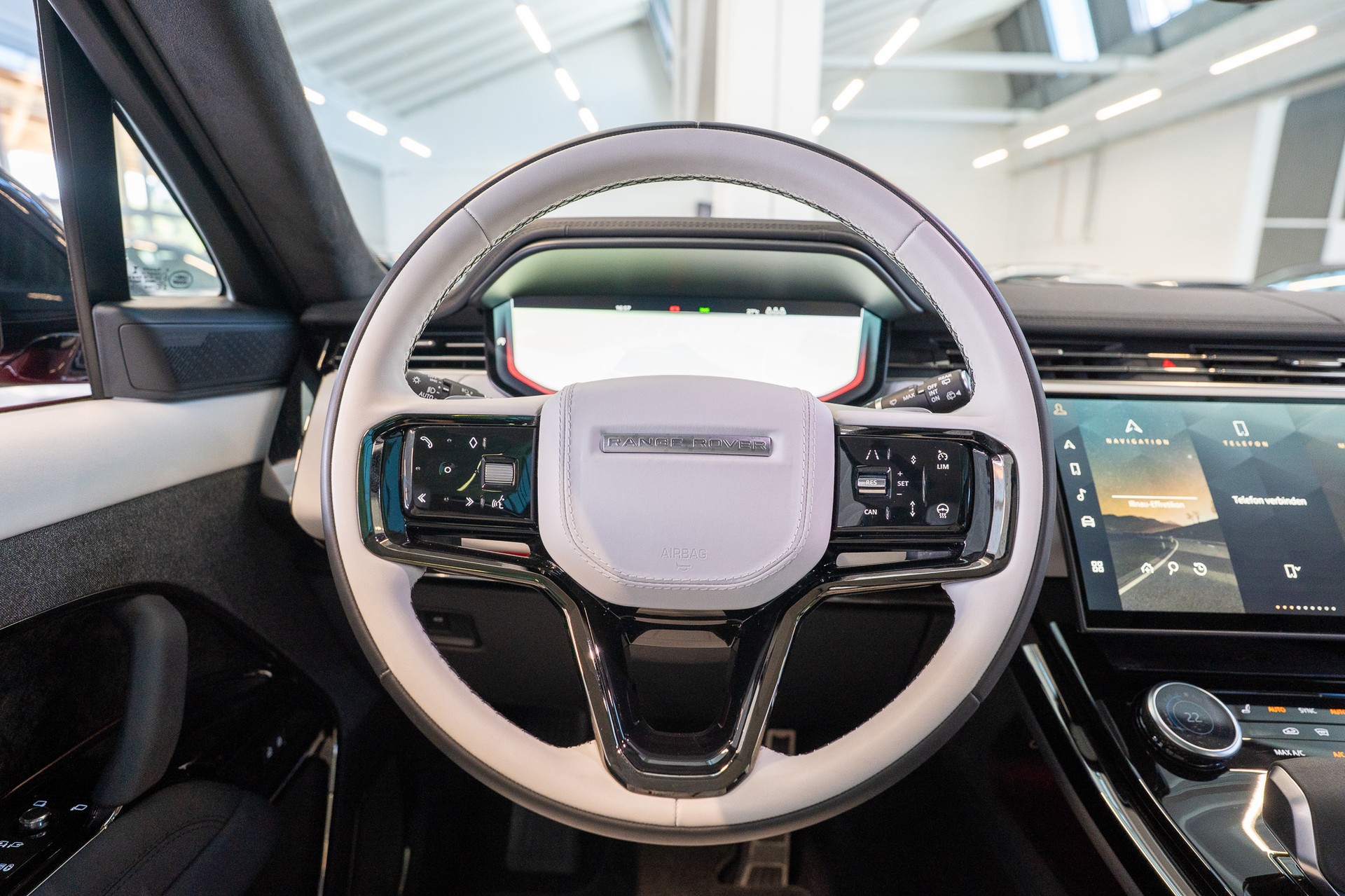 LAND ROVER Range Rover Sport 4.4 V8 First Edition / Fond-Entertainment / 360°Kamera /-image-21