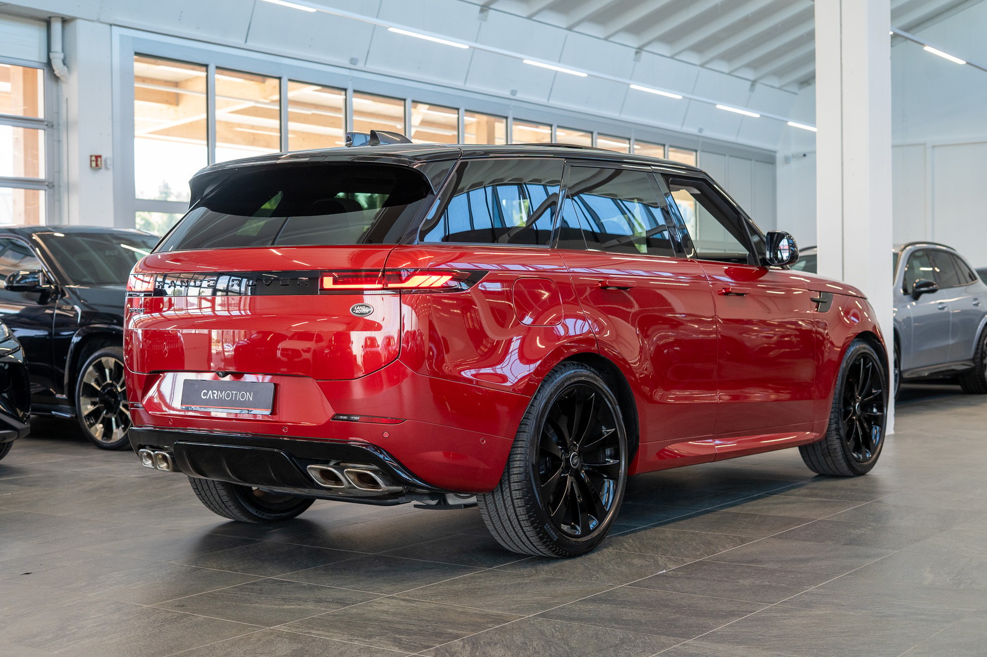 LAND ROVER Range Rover Sport 4.4 V8 First Edition / Fond-Entertainment / 360°Kamera /-showroom-element-3
